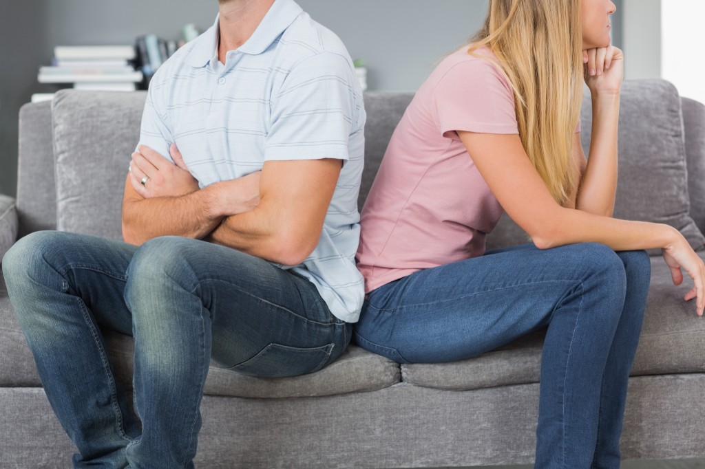 5 Signs Your Marriage Is On The Wrong Track