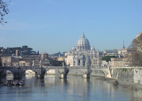 800px-Vatican_City_at_Large